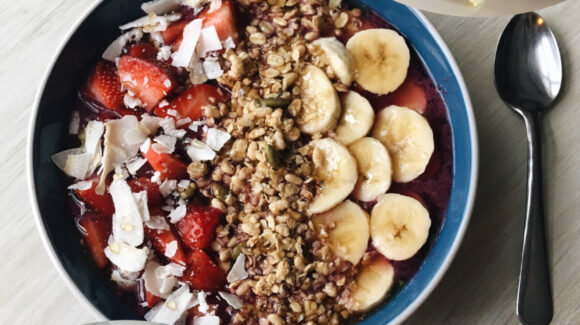 Yogurt Bowls: Delicious, Simple, and Secretly a Superfood
